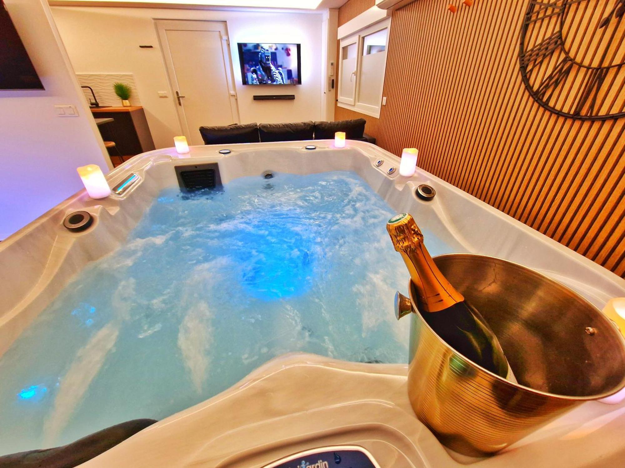 Relax Spa-4 Pers-Jacuzzi-Parking-Jardin-Clim-Colmar Muntzenheim Exterior foto